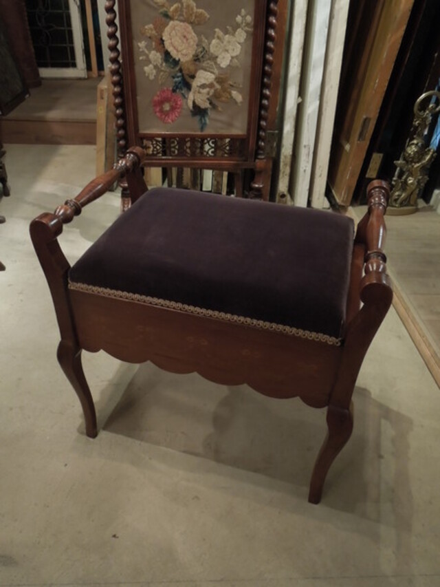 chair140928_01.JPG