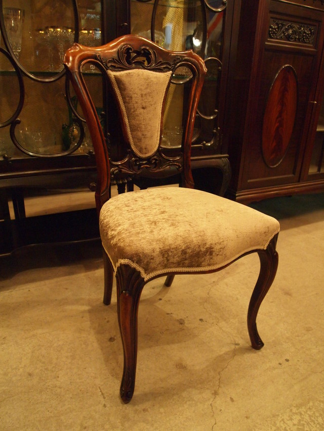 chair180811_02.JPG