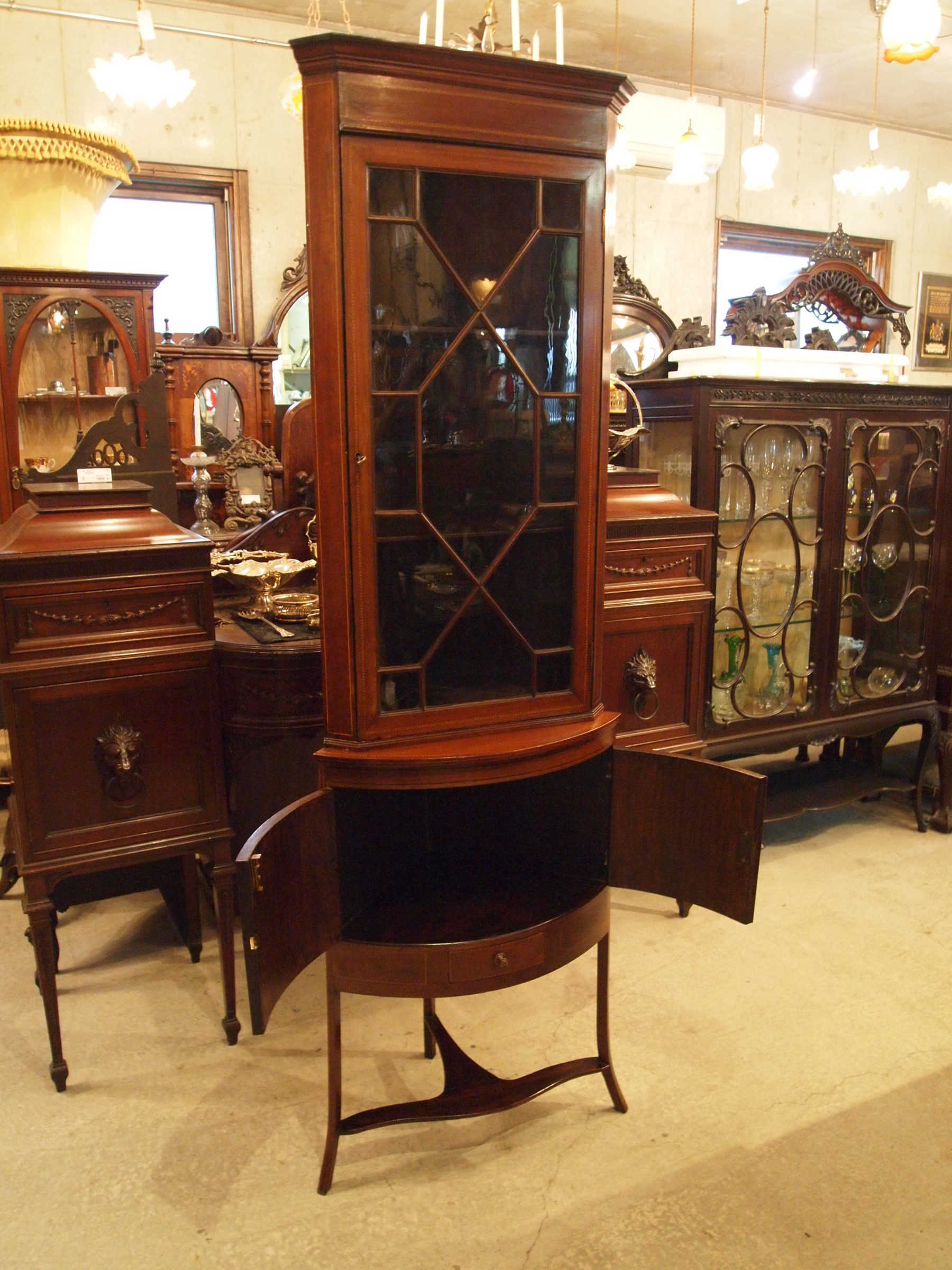 cabinet190407a_03.JPG