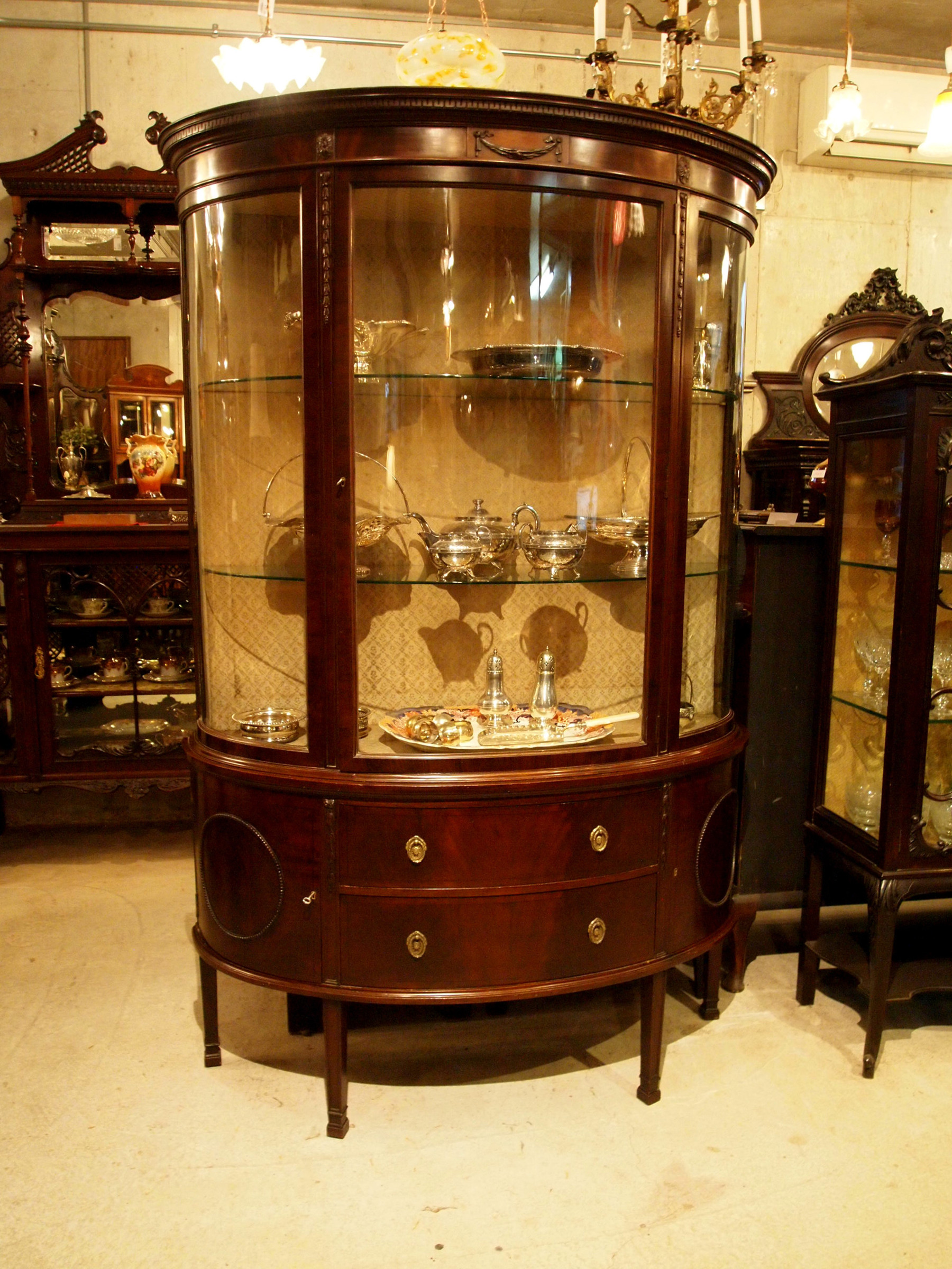 cabinet191208_01.JPG