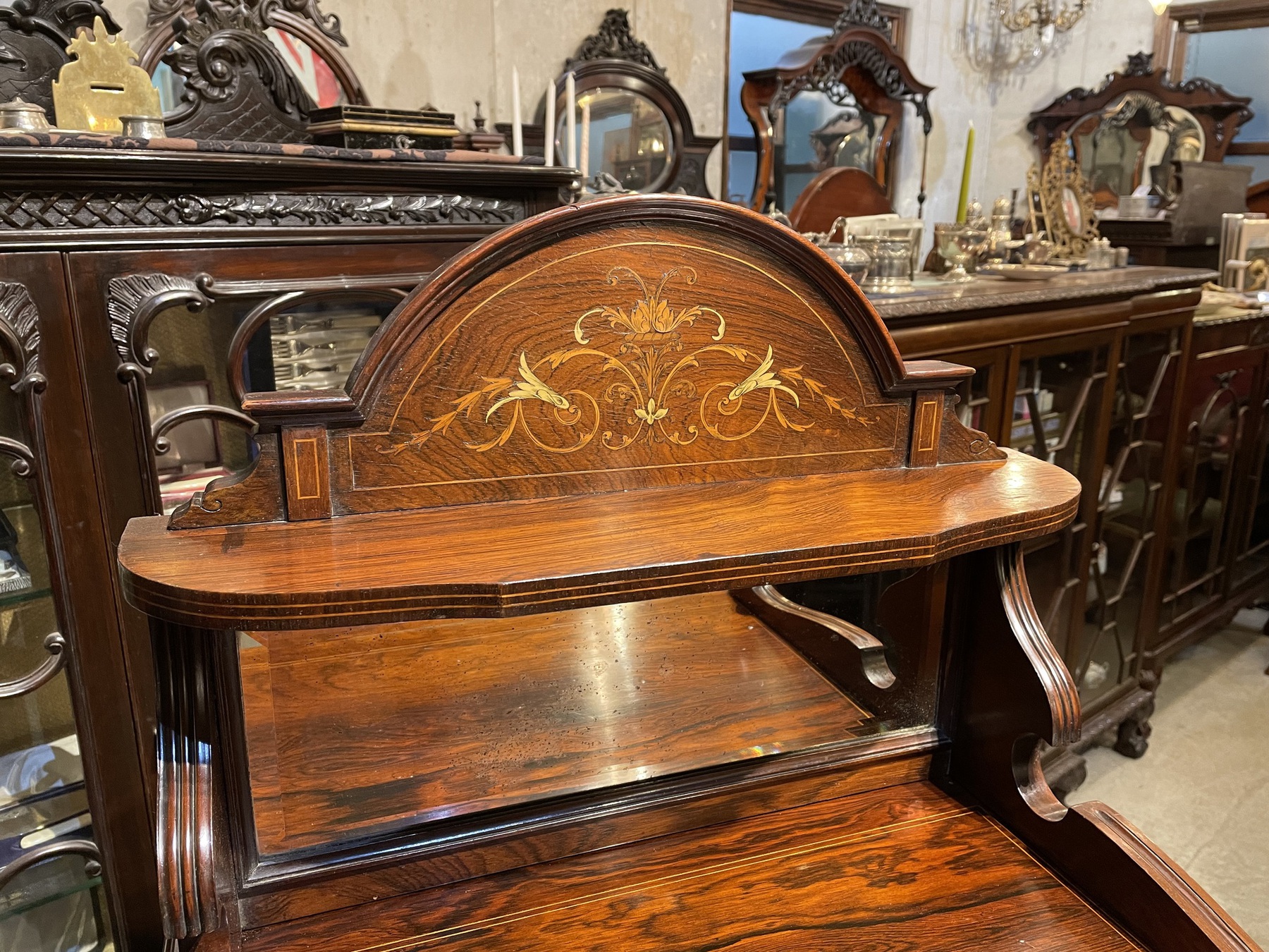 cabinet211217_02.JPG