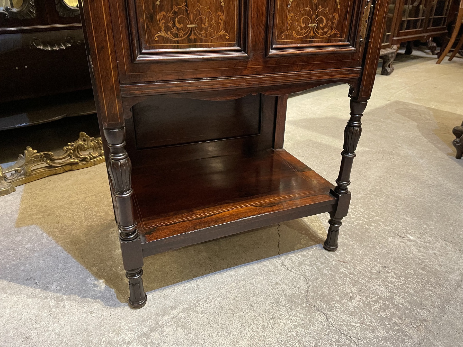 cabinet211217_10.JPG