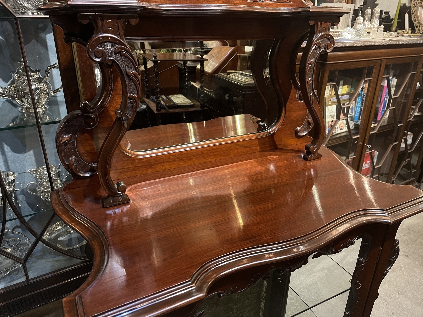 cabinet230514_05.JPG