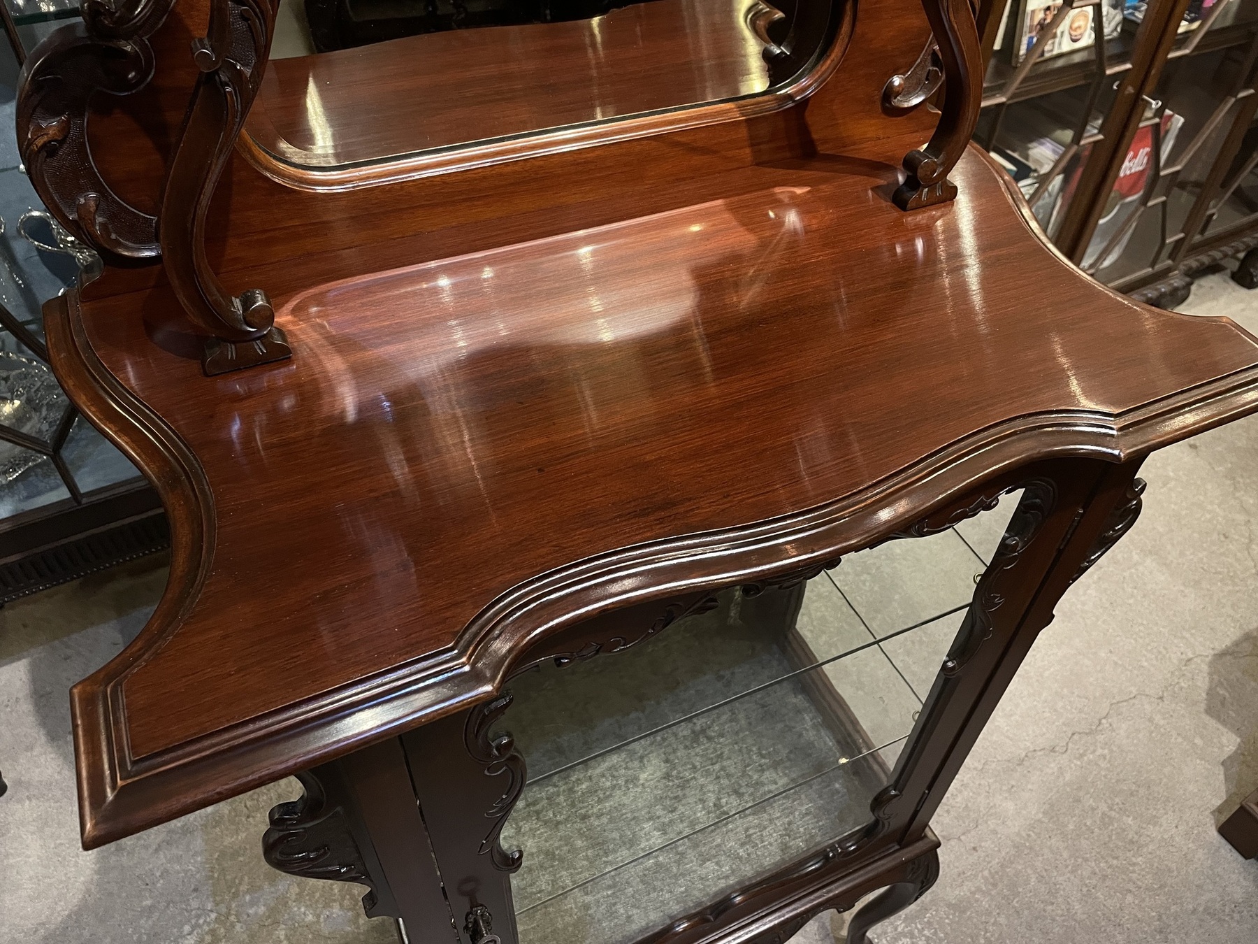 cabinet230514_08.JPG