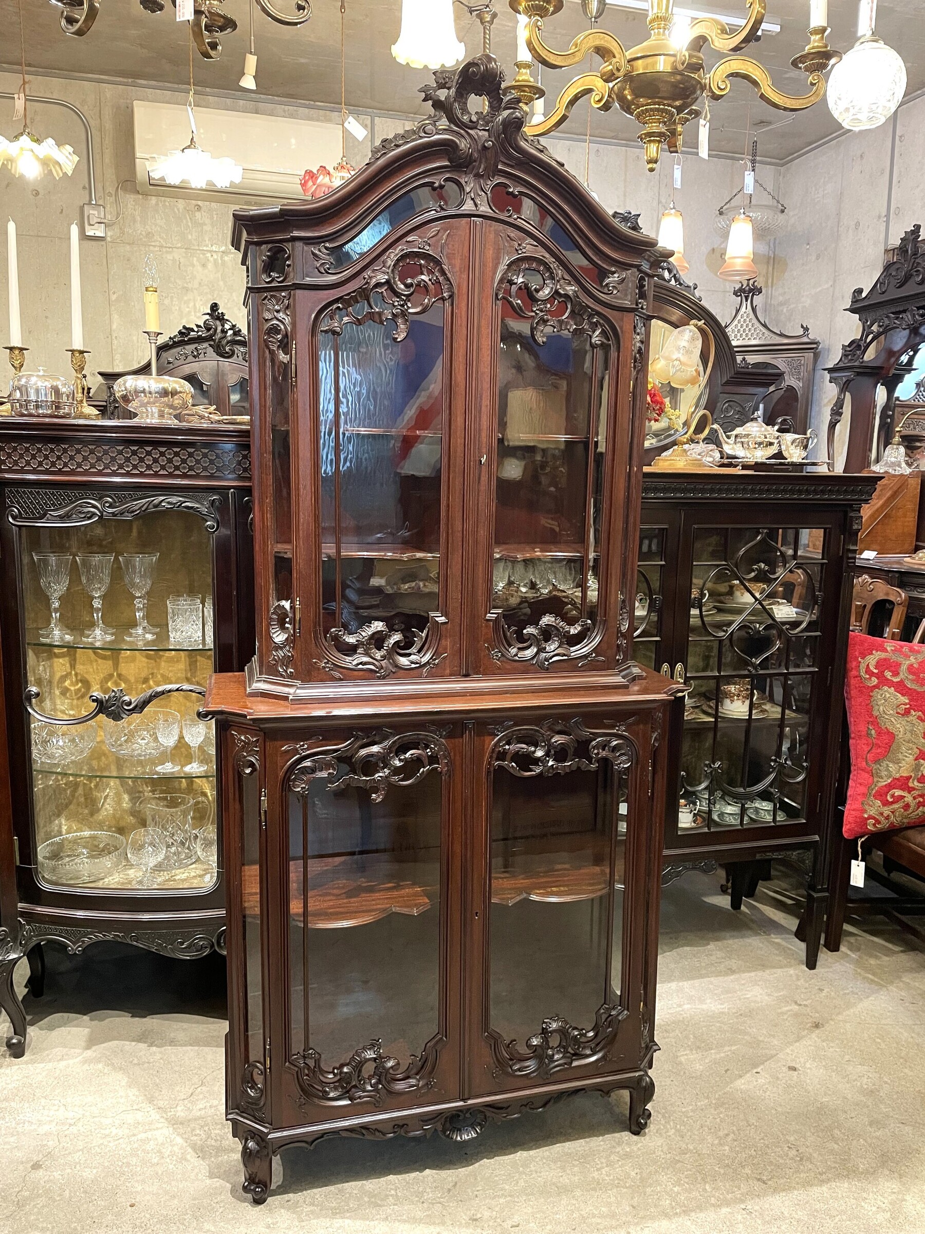cabinet250510_02.JPG
