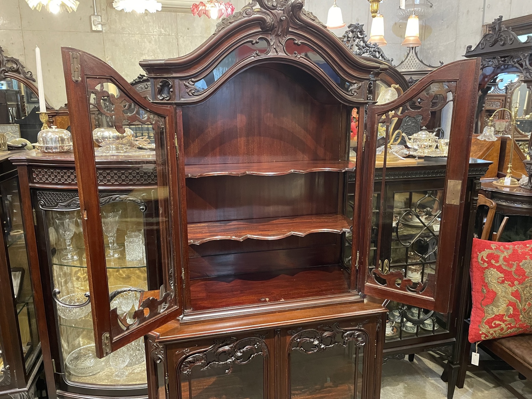 cabinet250510_09.JPG