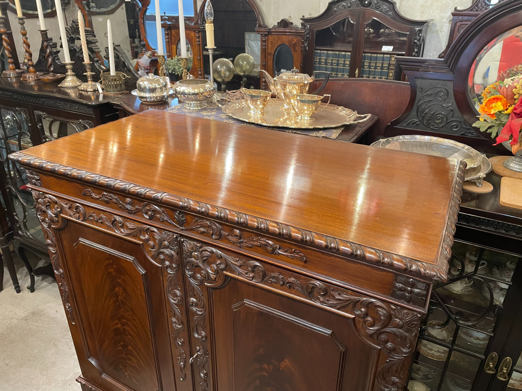 cabinet250727_02.JPG