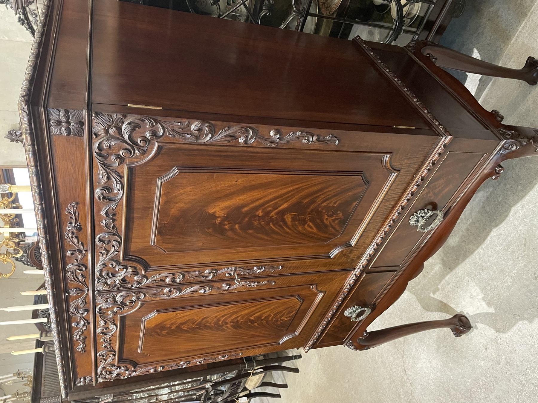 cabinet250727_03.JPG