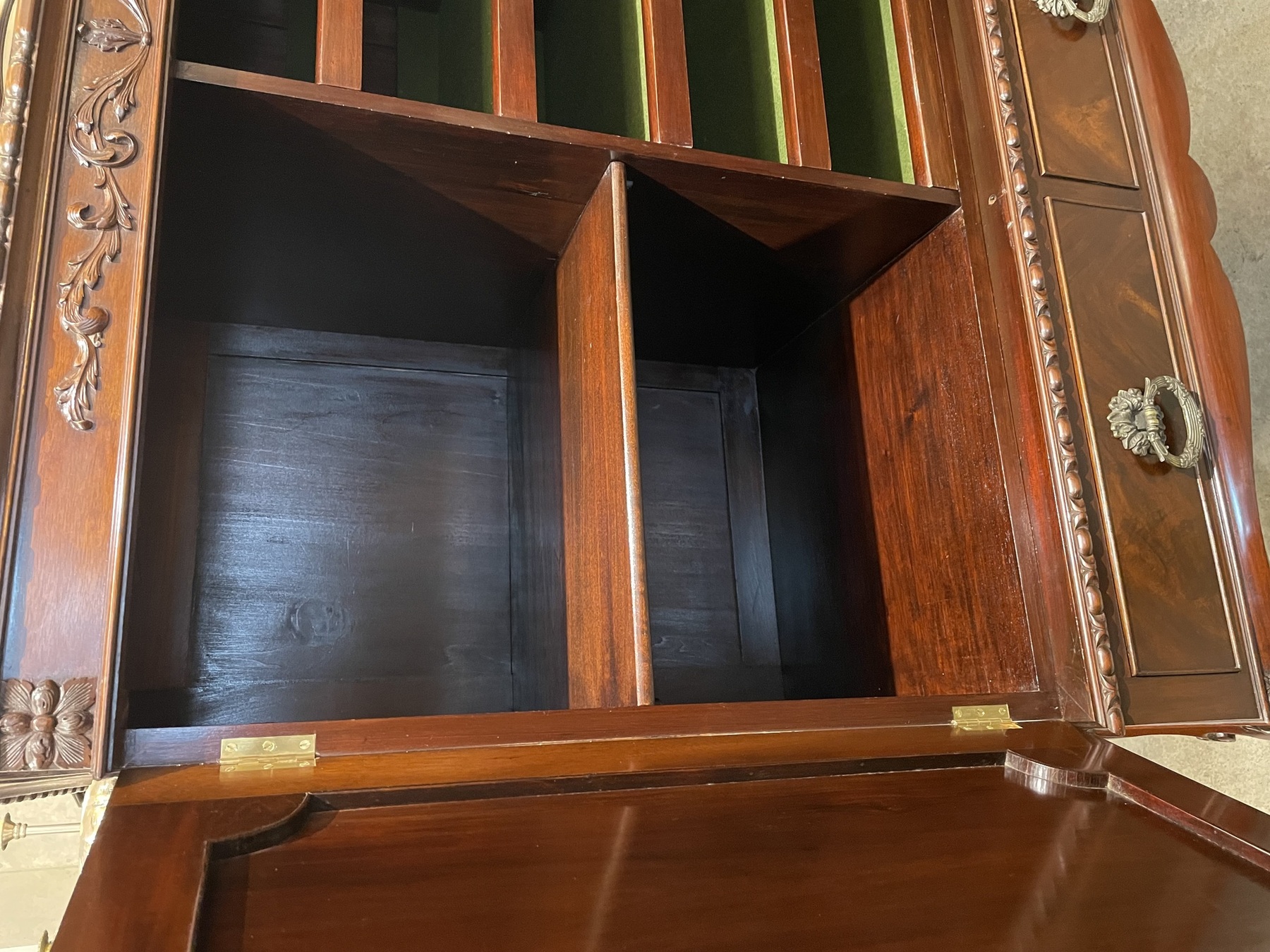 cabinet250727_08.JPG
