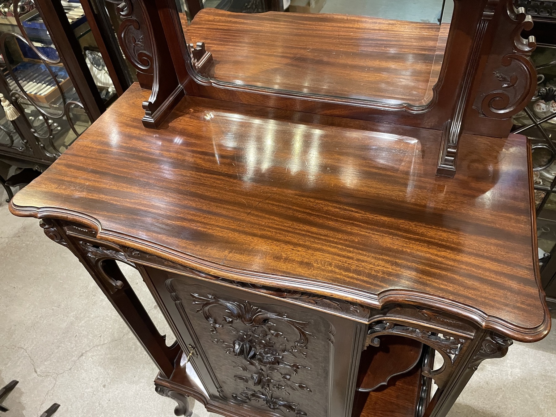 cabinet251019_06.JPG