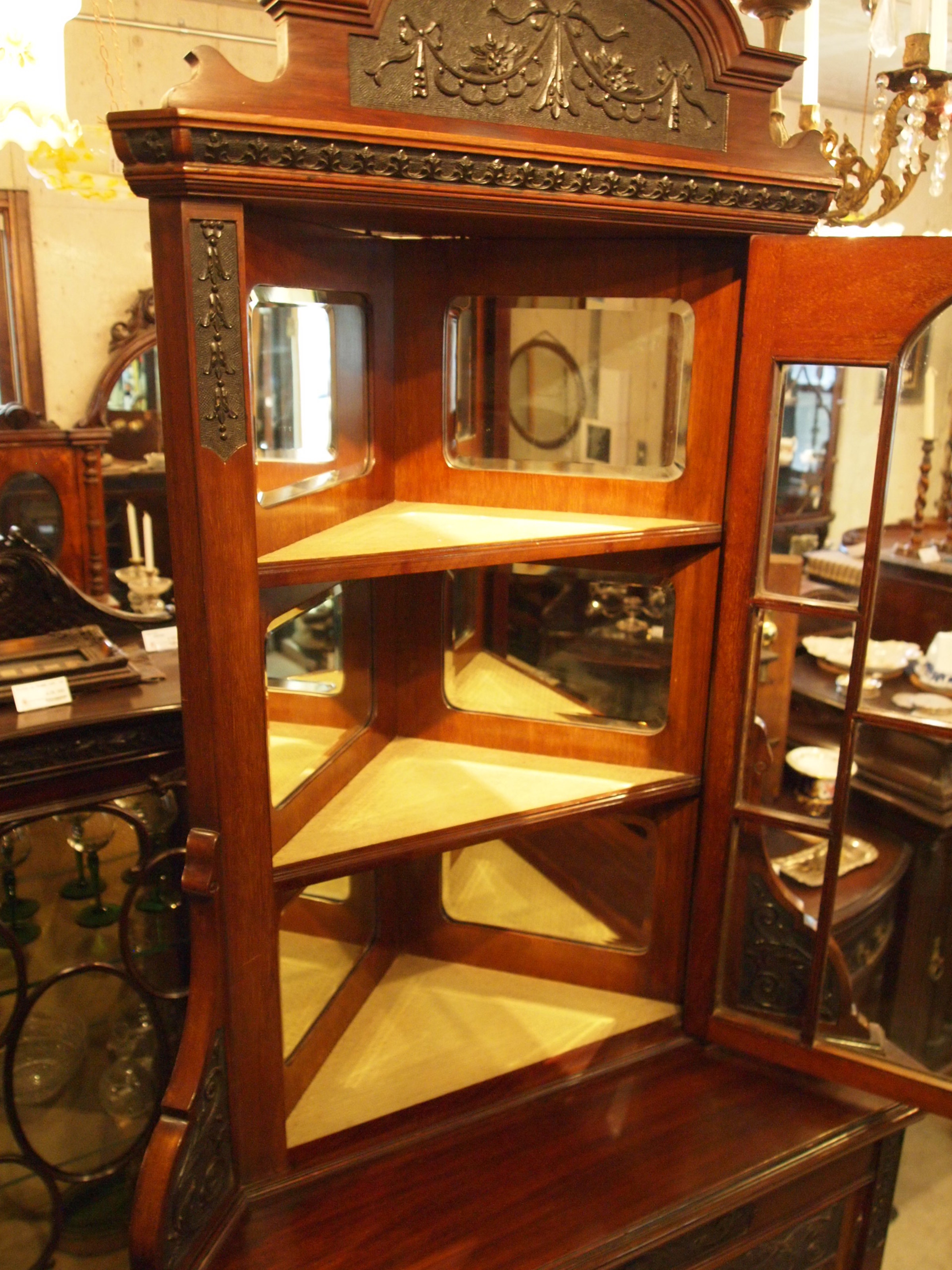 cabinet300525l_09.JPG