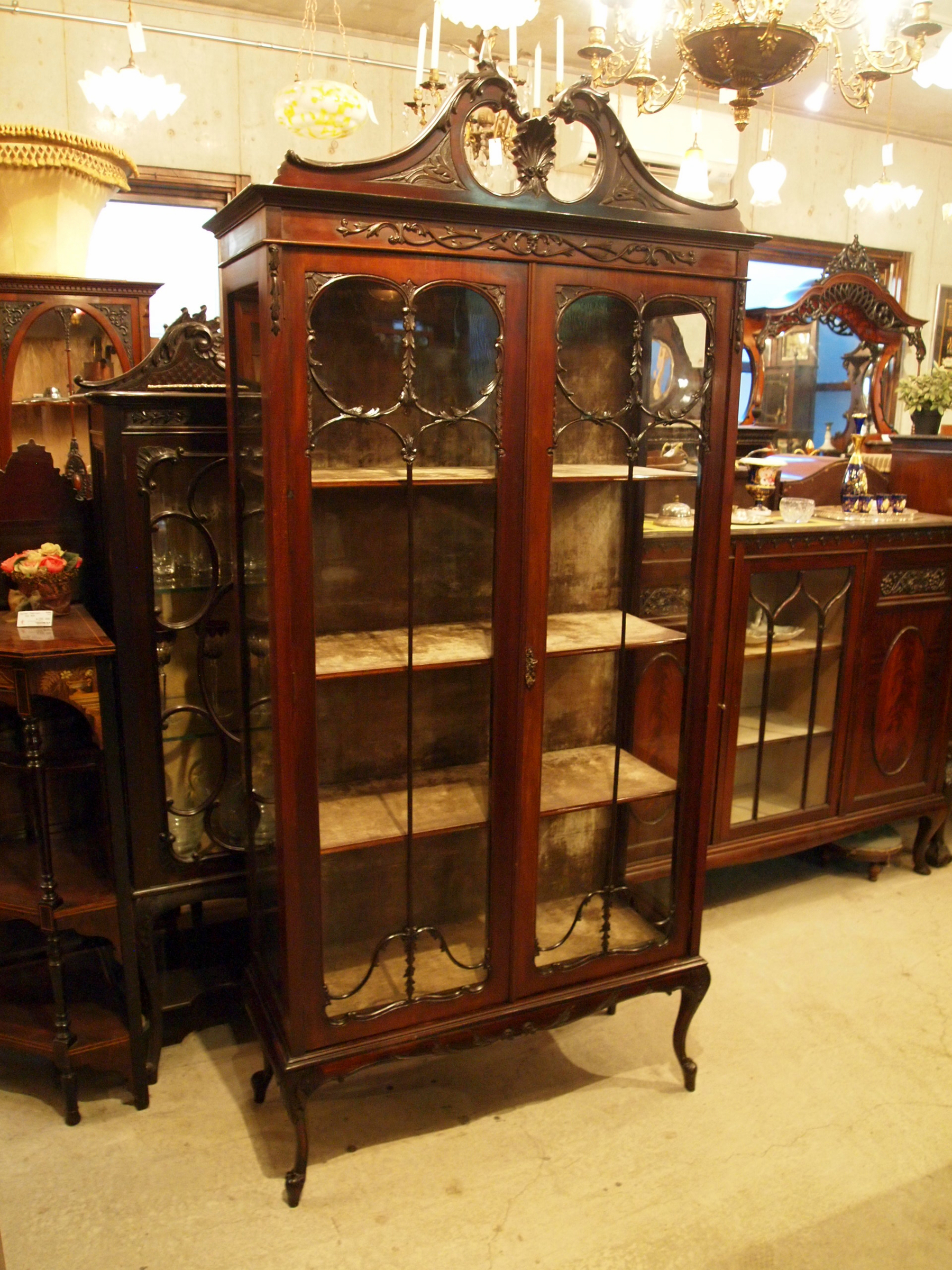 cabinet301026_01.JPG