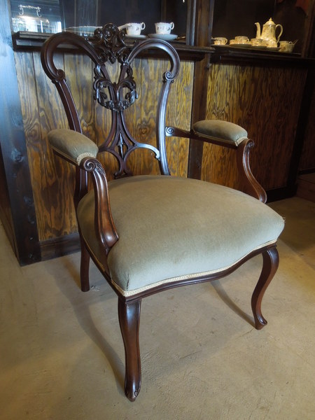 chair130923c_06.JPG