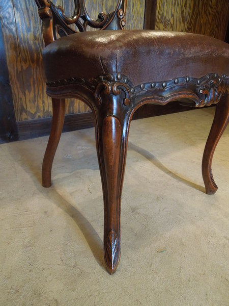 chair131020b_05.JPG