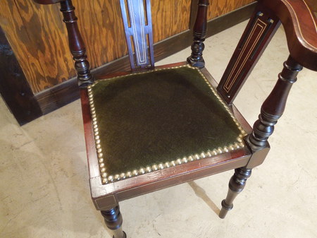 chair131020c_03.JPG