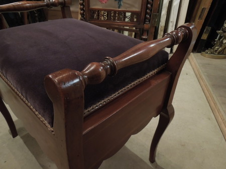 chair140928_02.JPG