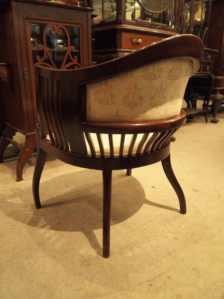 chair150308_08.JPG