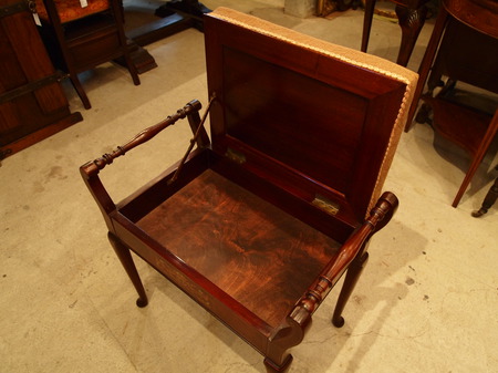 chair160417c_07.JPG