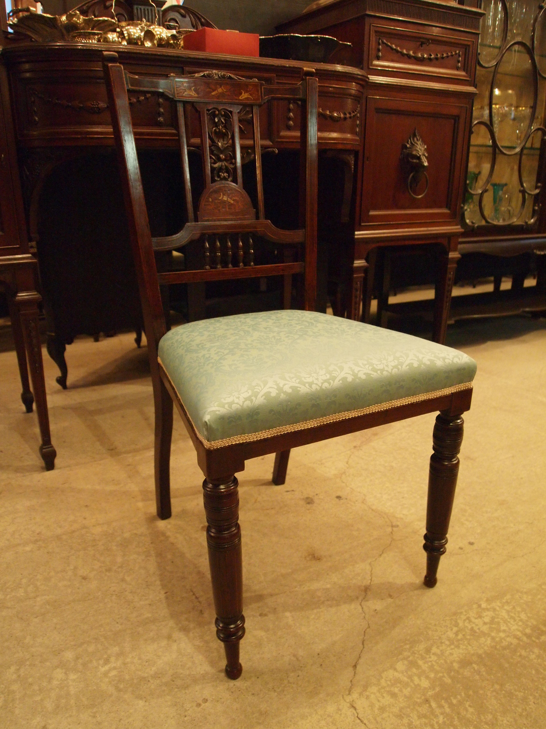 chair190308_01.JPG