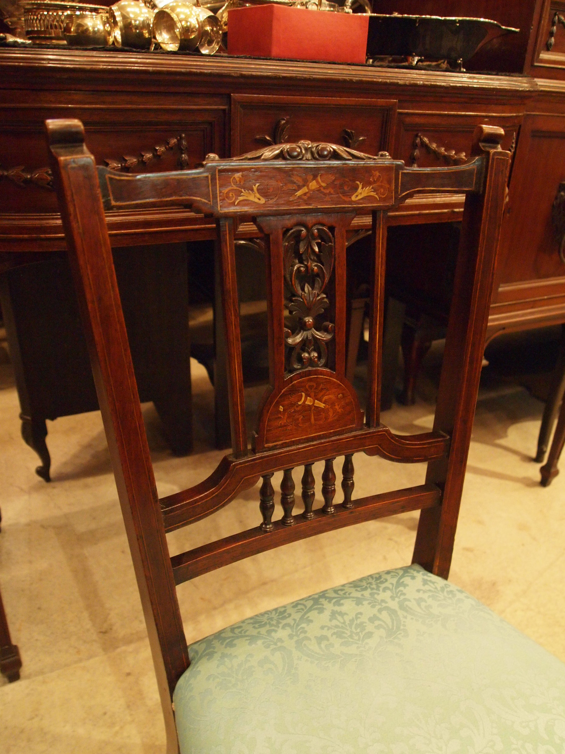 chair190308_02.JPG