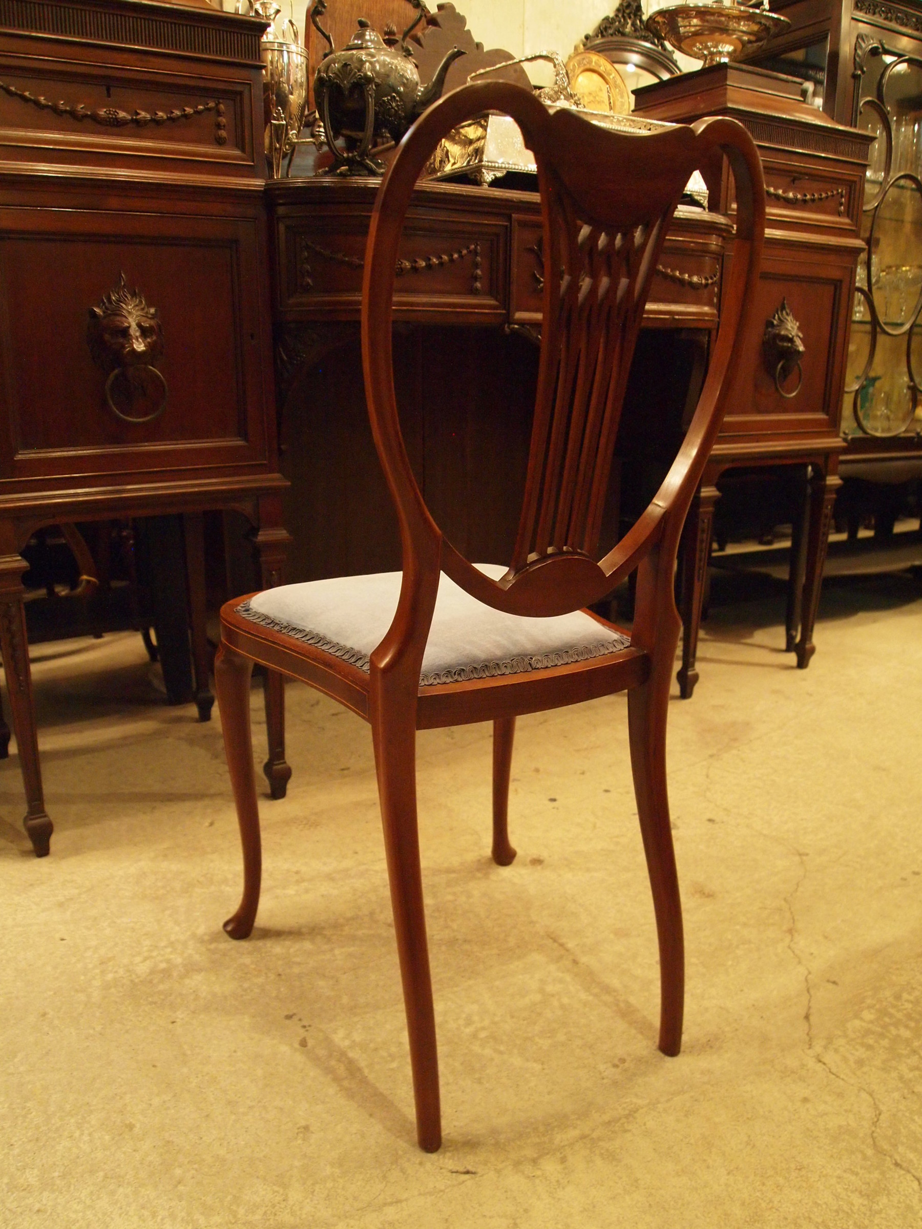 chair190519a_10.JPG