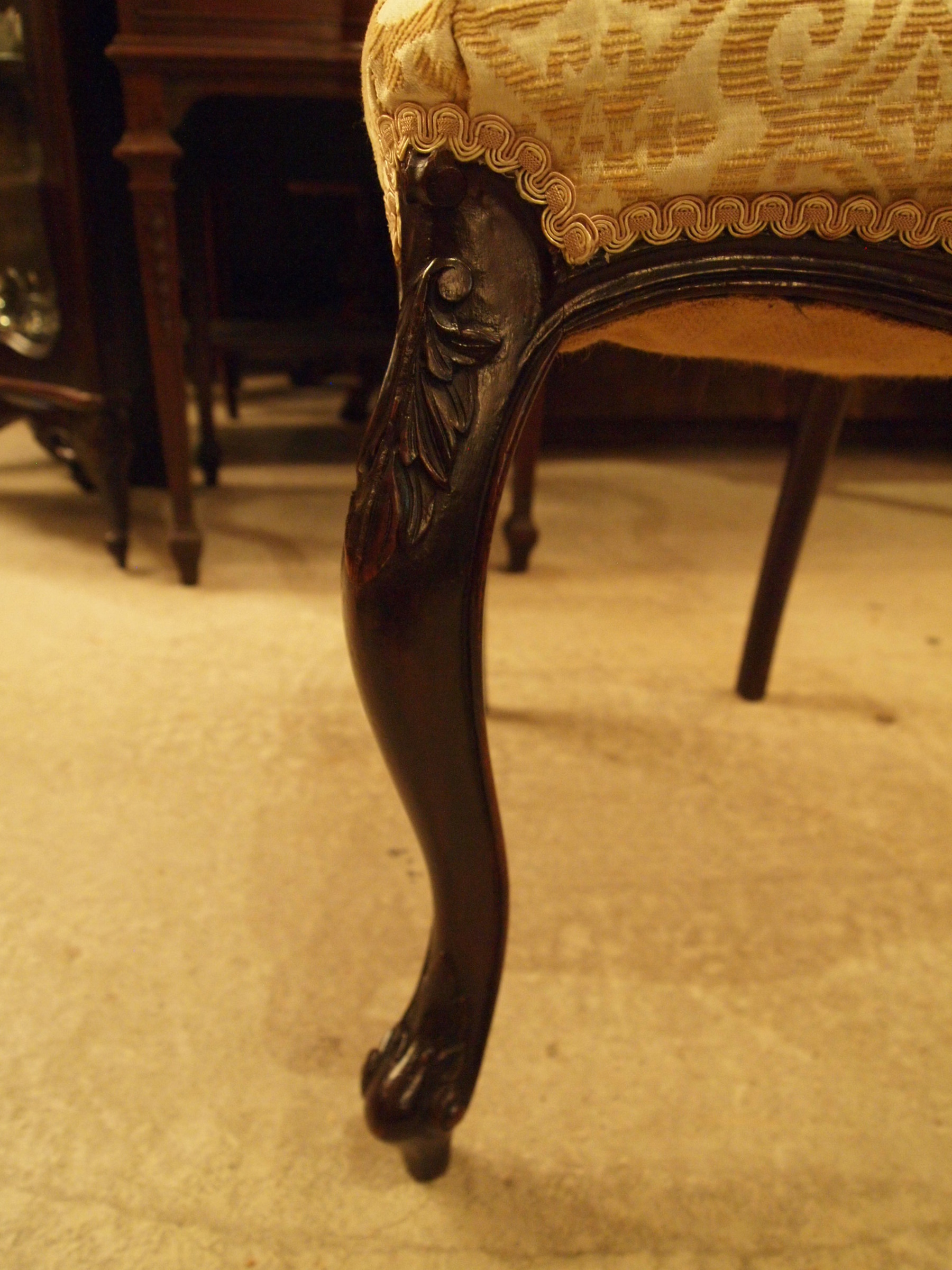 chair190615a_09.JPG