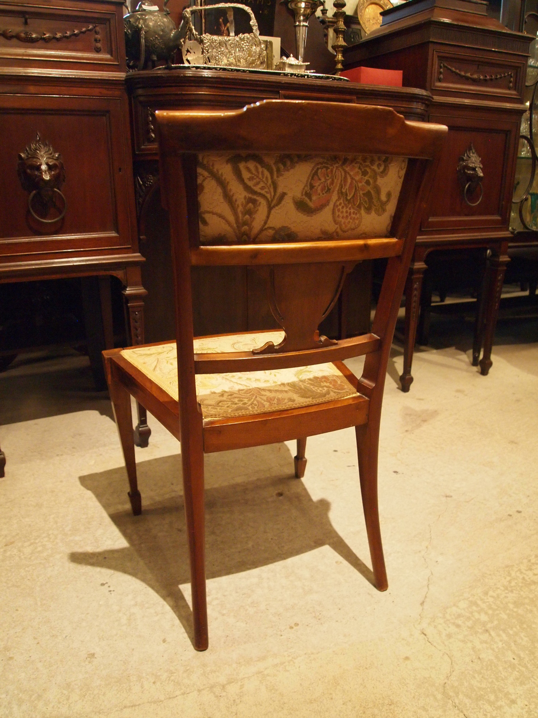 chair190707a_08.JPG
