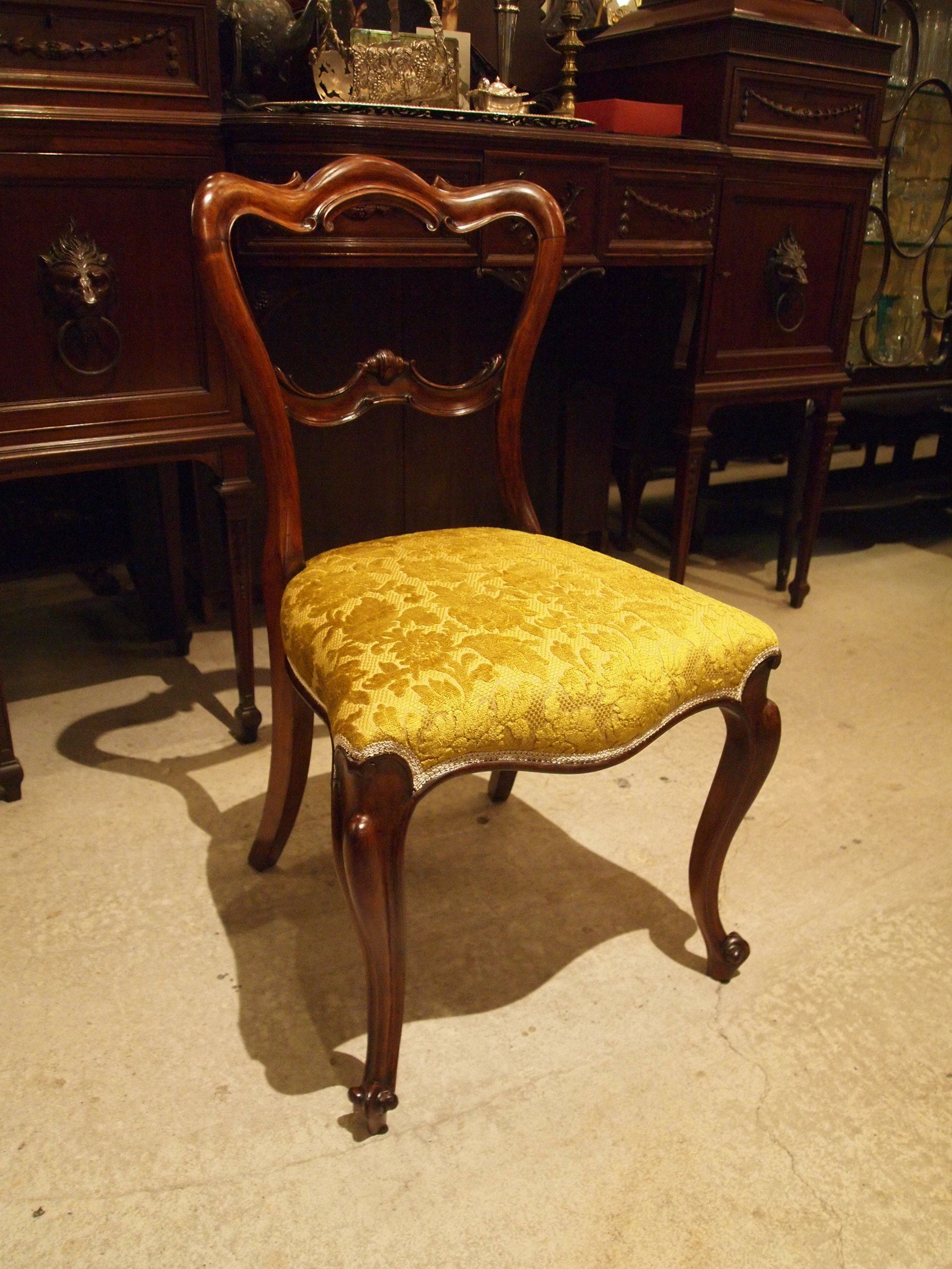 chair190714_02.JPG