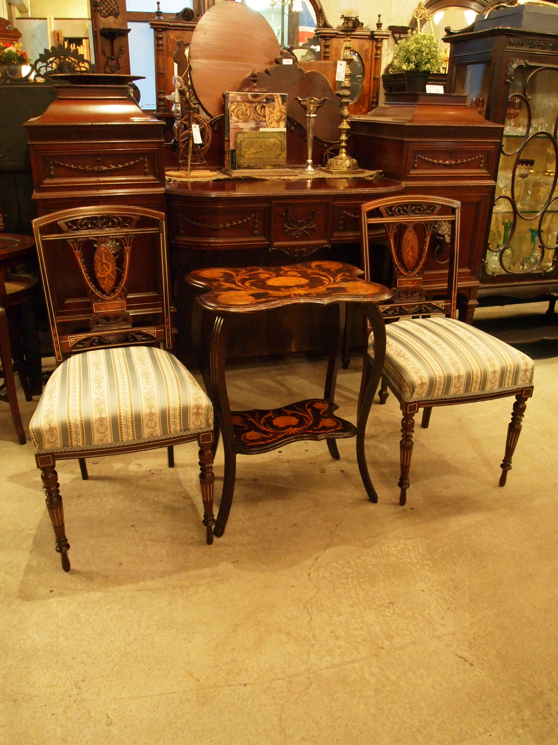chair190831b_01.JPG