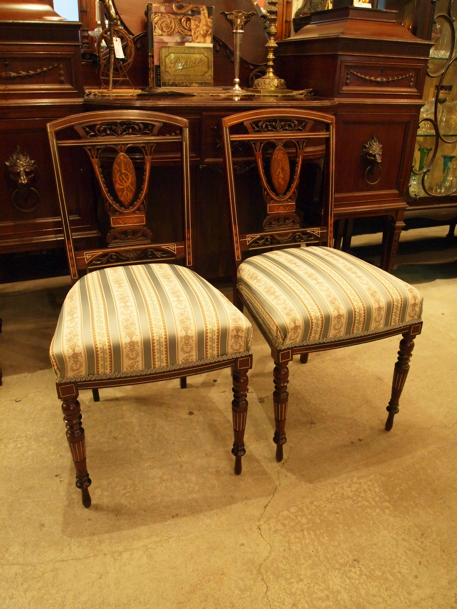 chair190831b_02.JPG