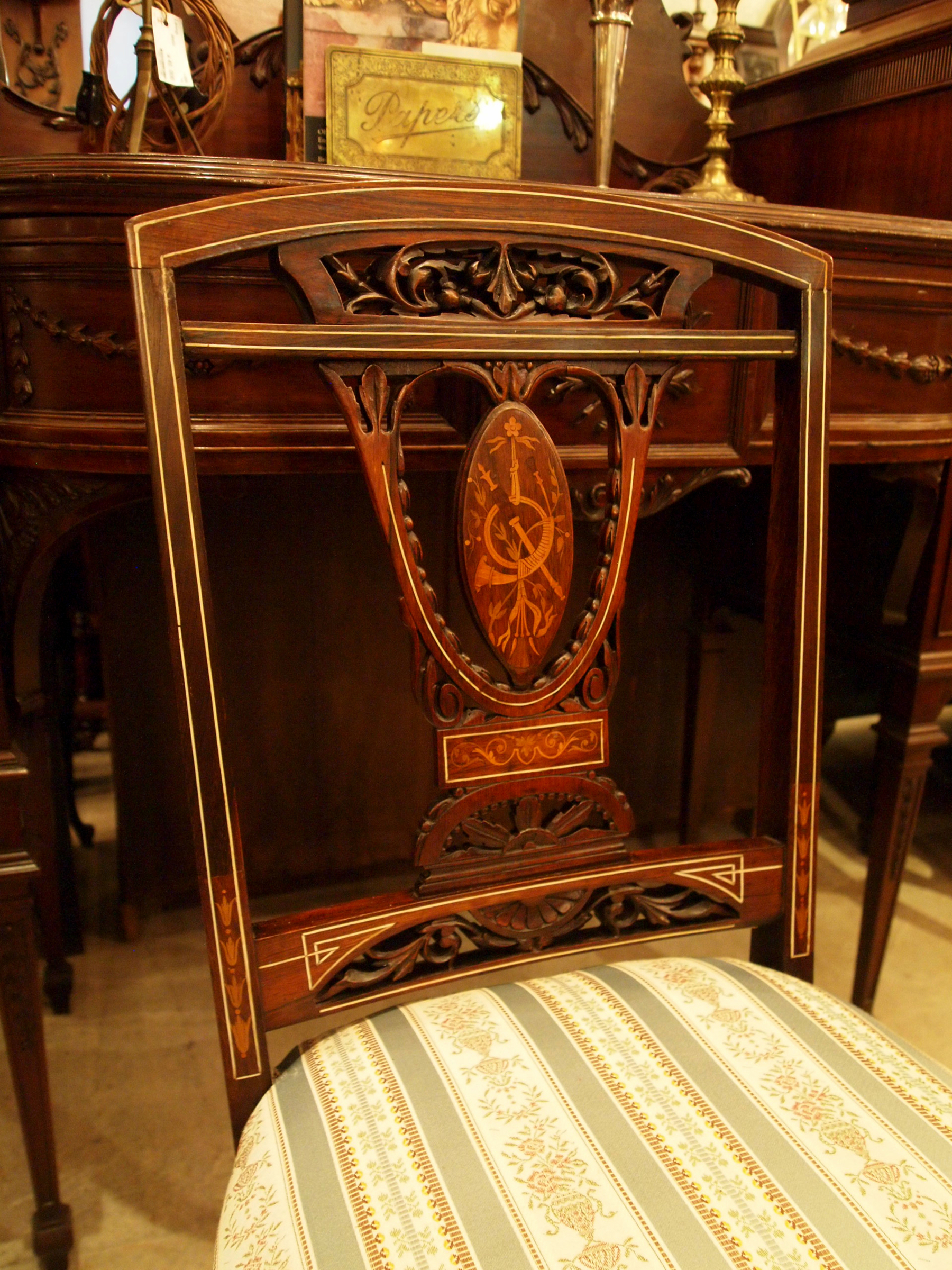 chair190831b_04.JPG