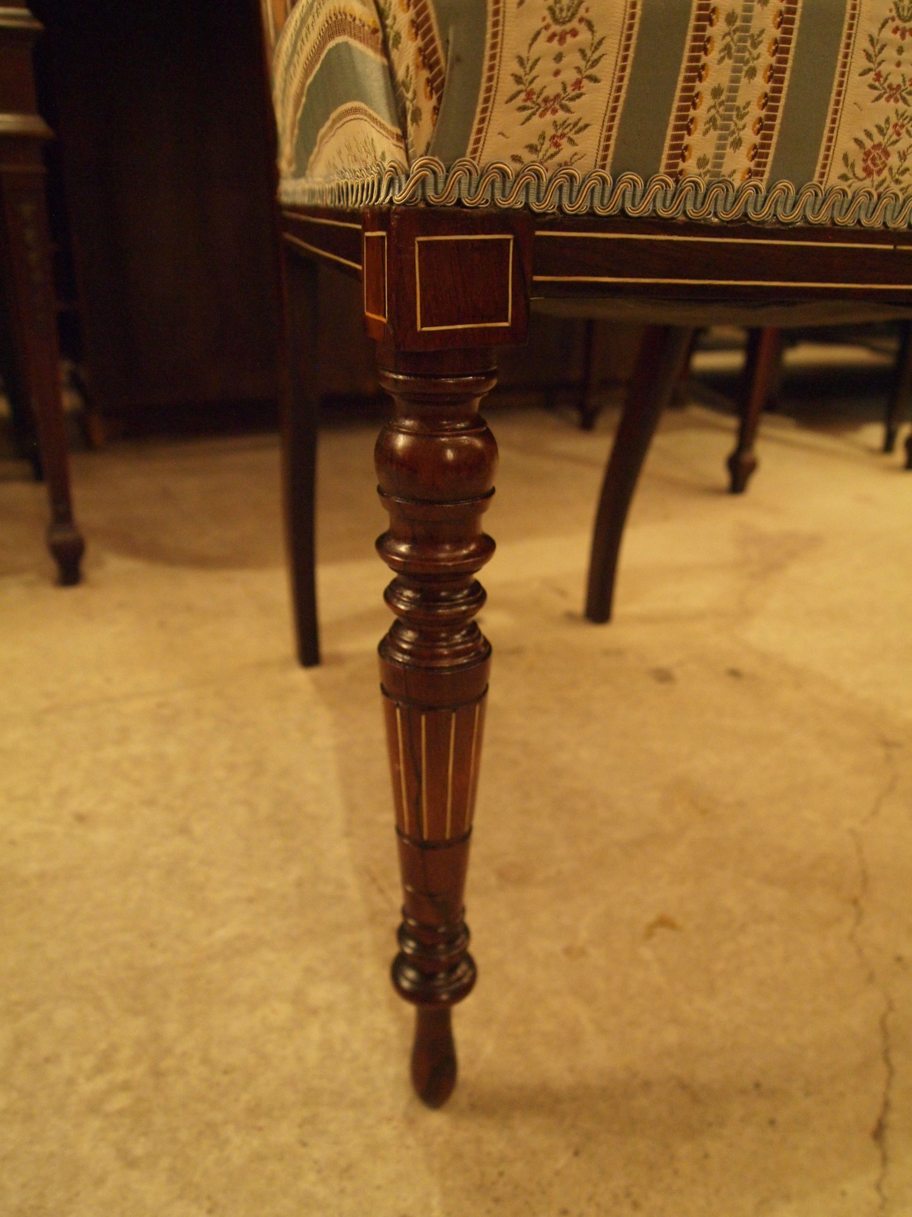 chair190831b_10.JPG