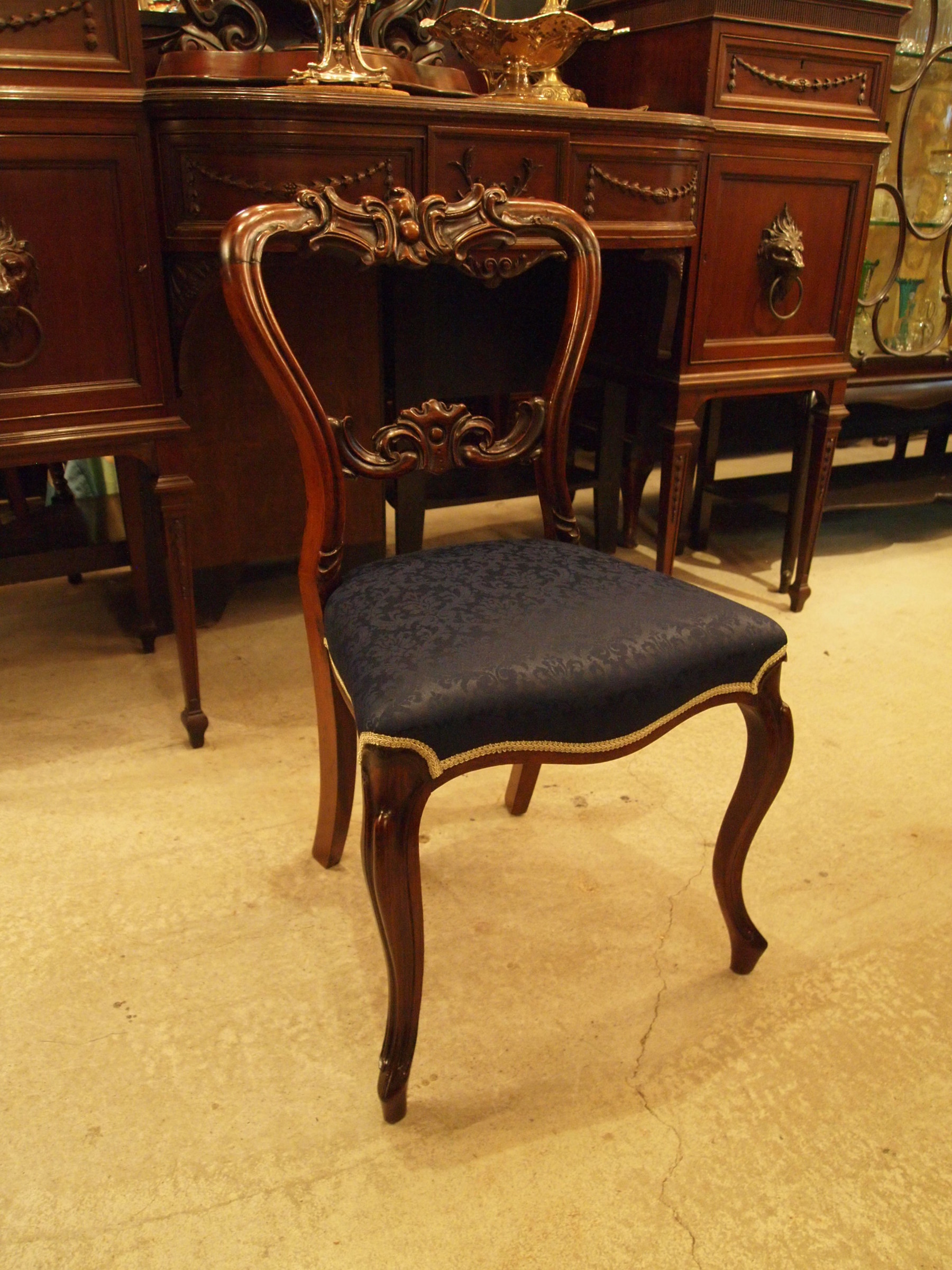 chair191109_03.JPG