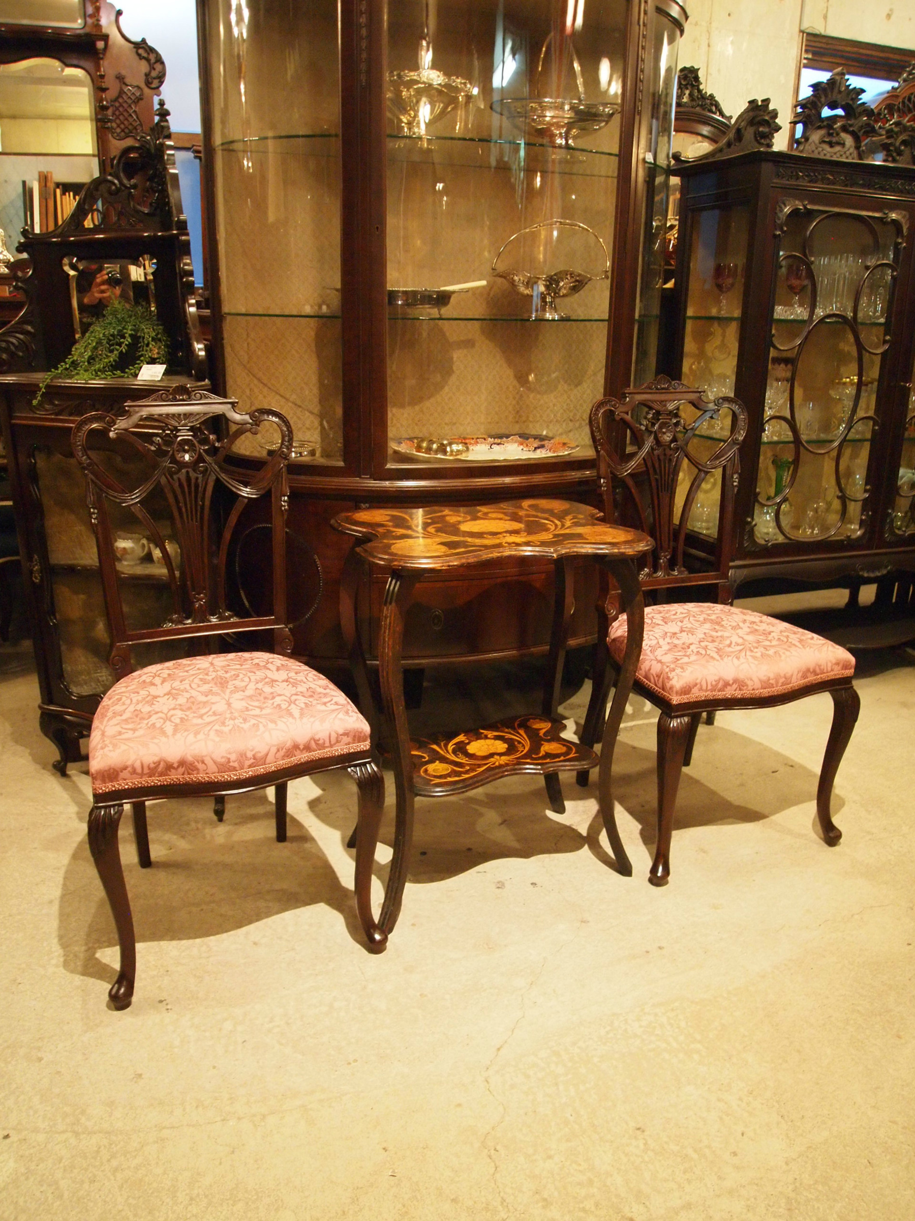 chair191130b_01.JPG