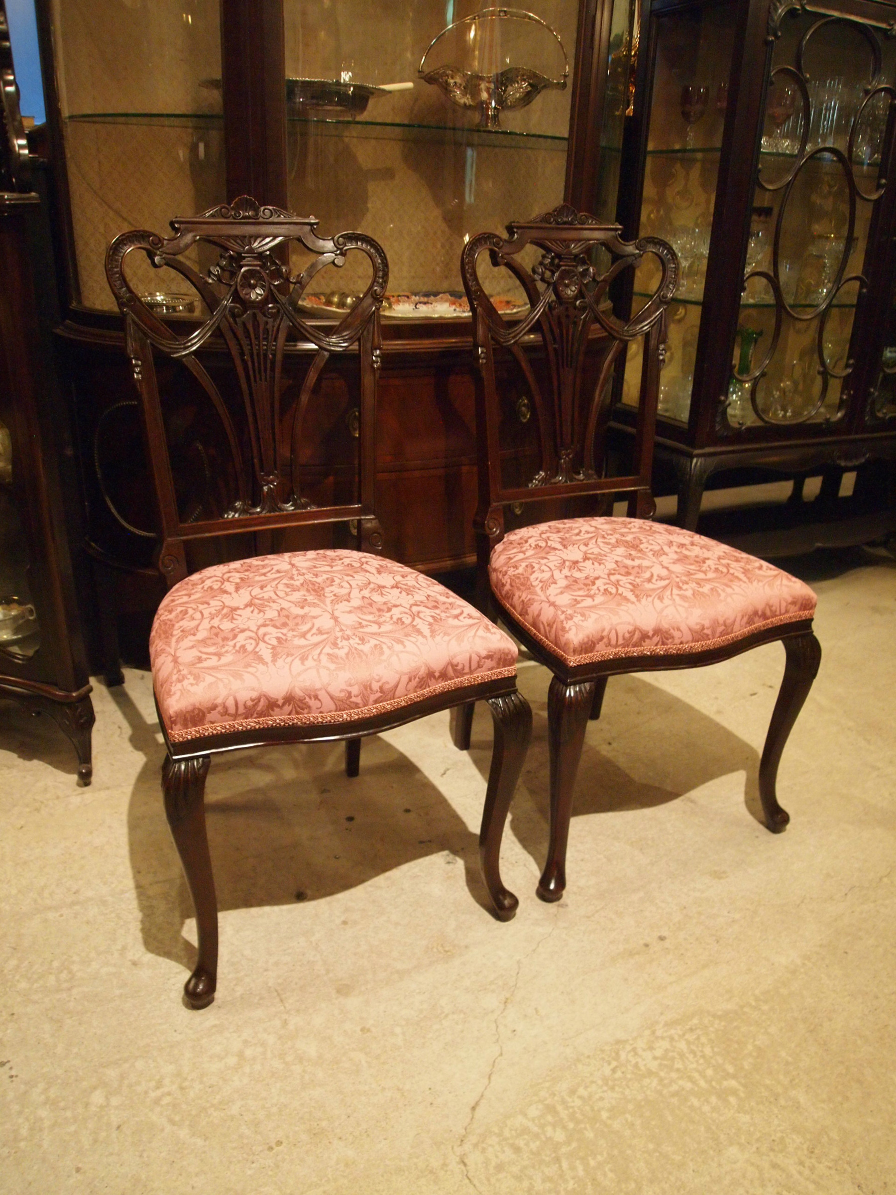 chair191130b_02.JPG
