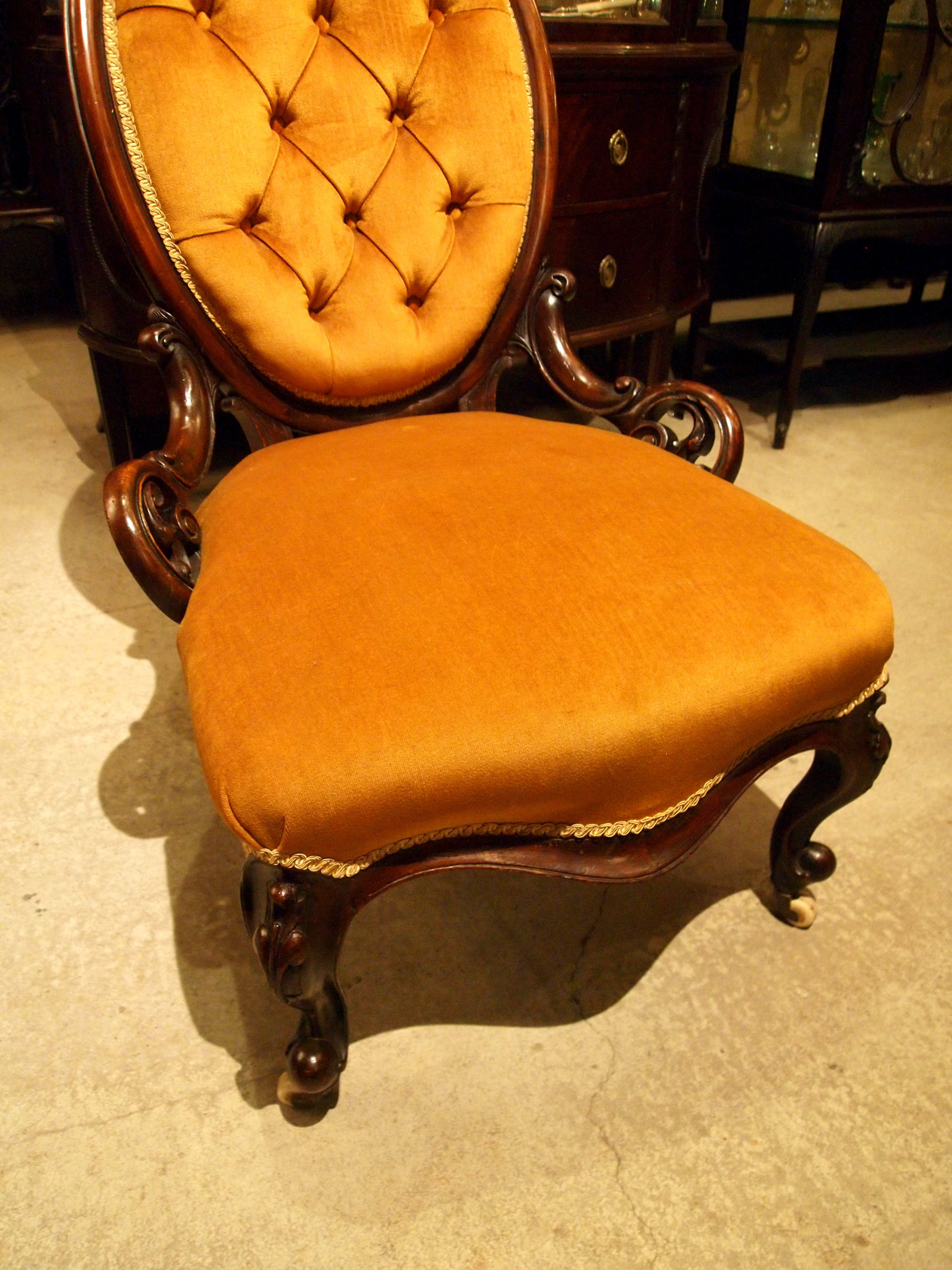 chair191208_05.JPG