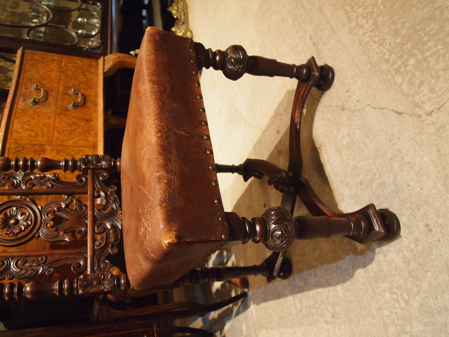 chair210529_08.JPG