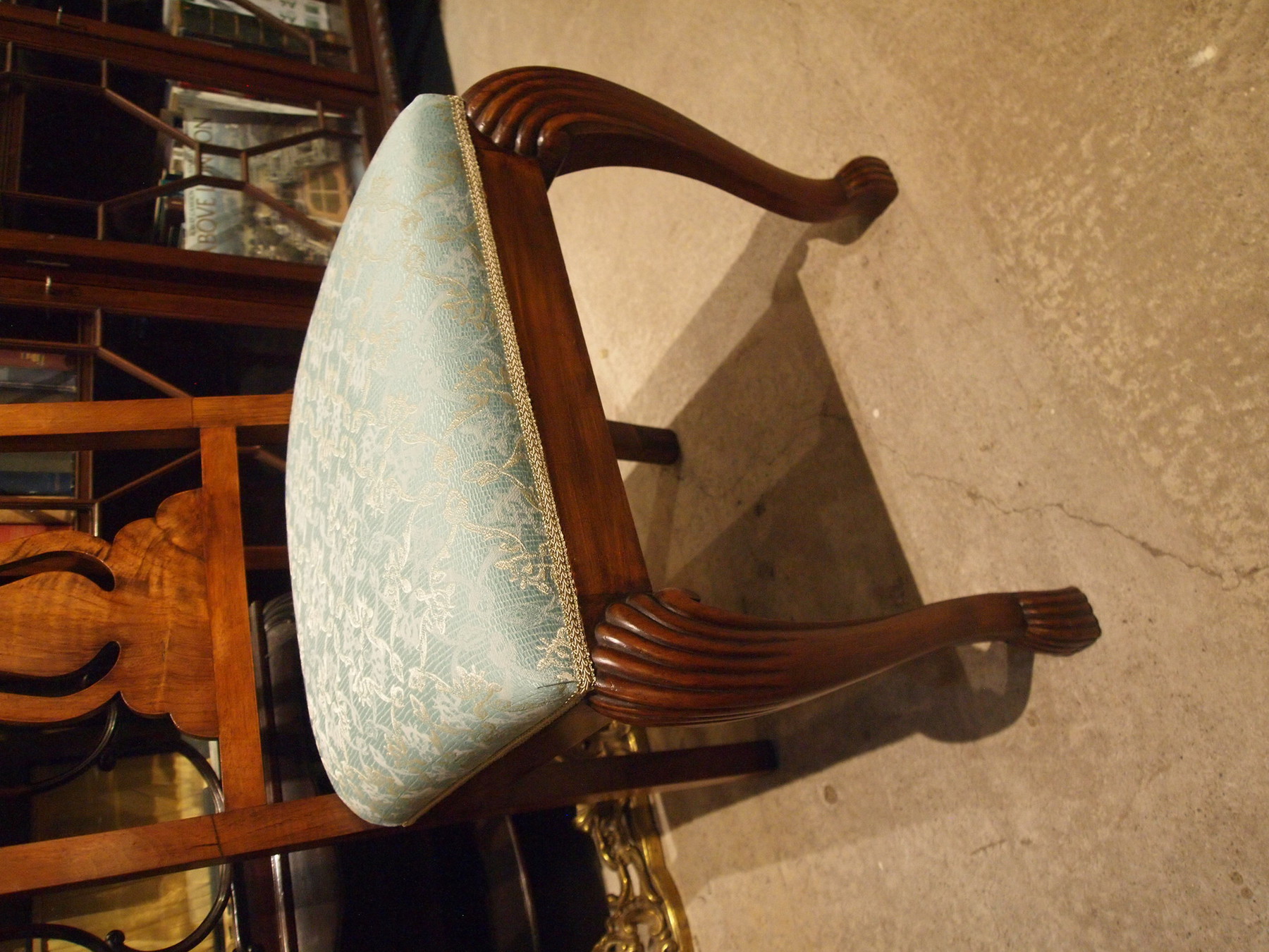 chair210828_06.JPG