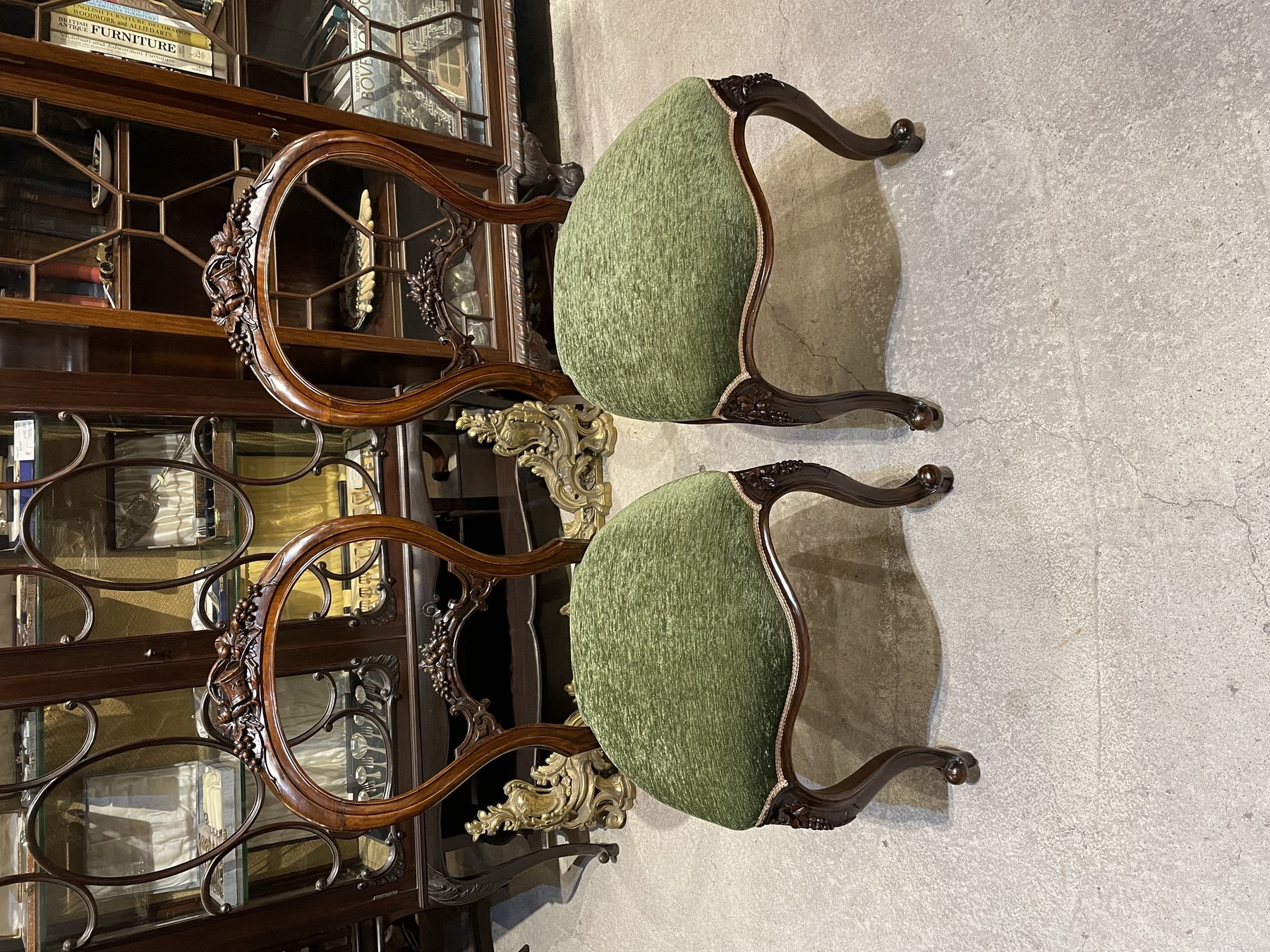 chair220911_01.JPG