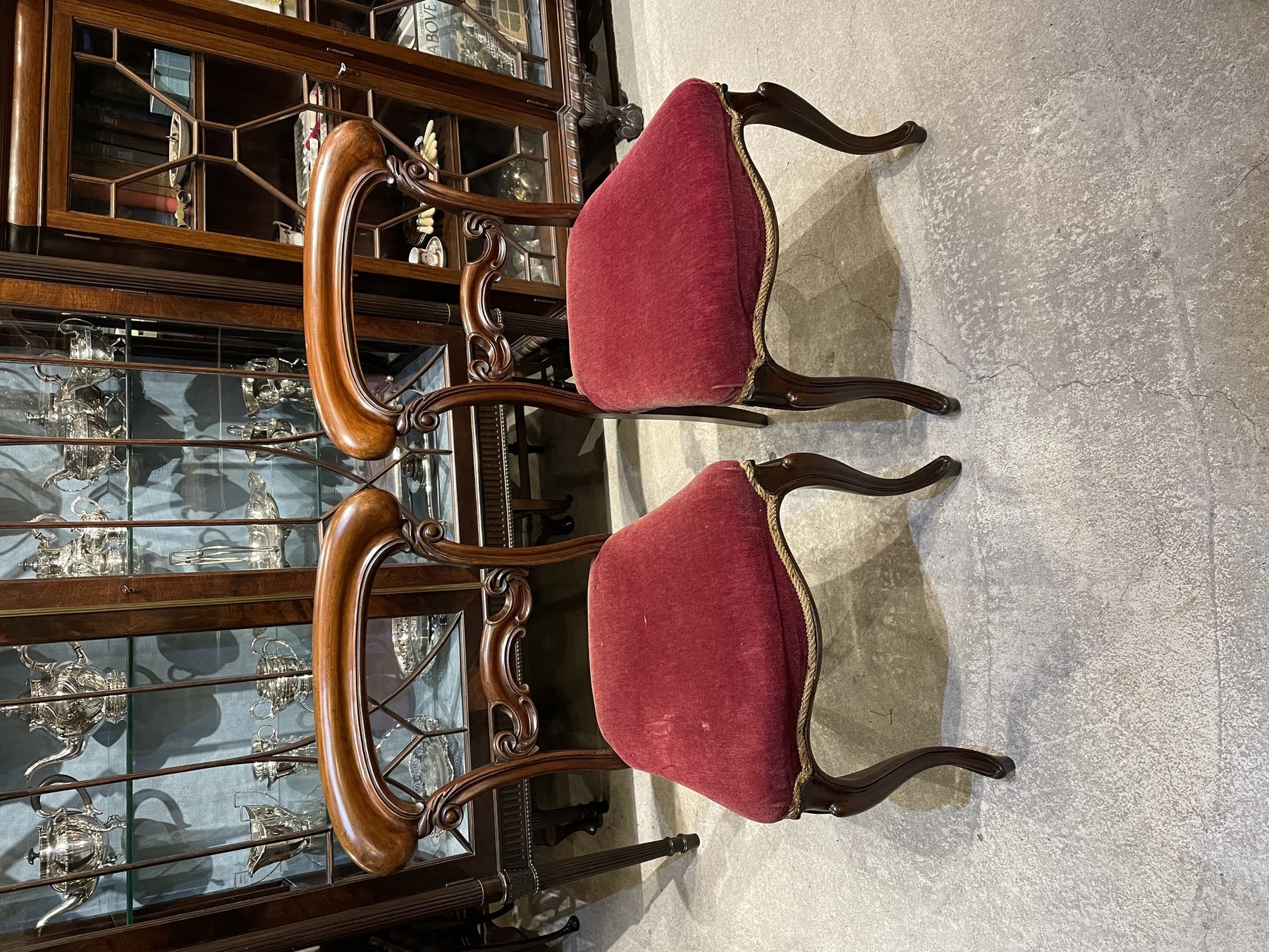 chair230318_02.JPG