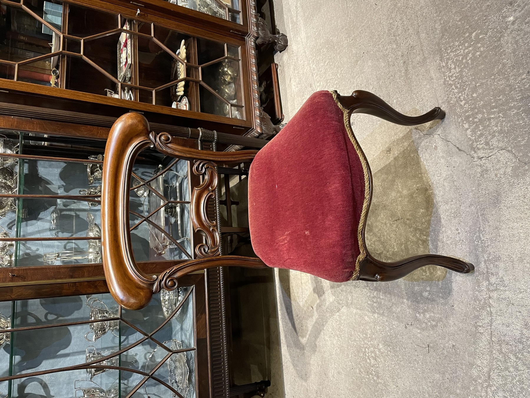 chair230318_03.JPG