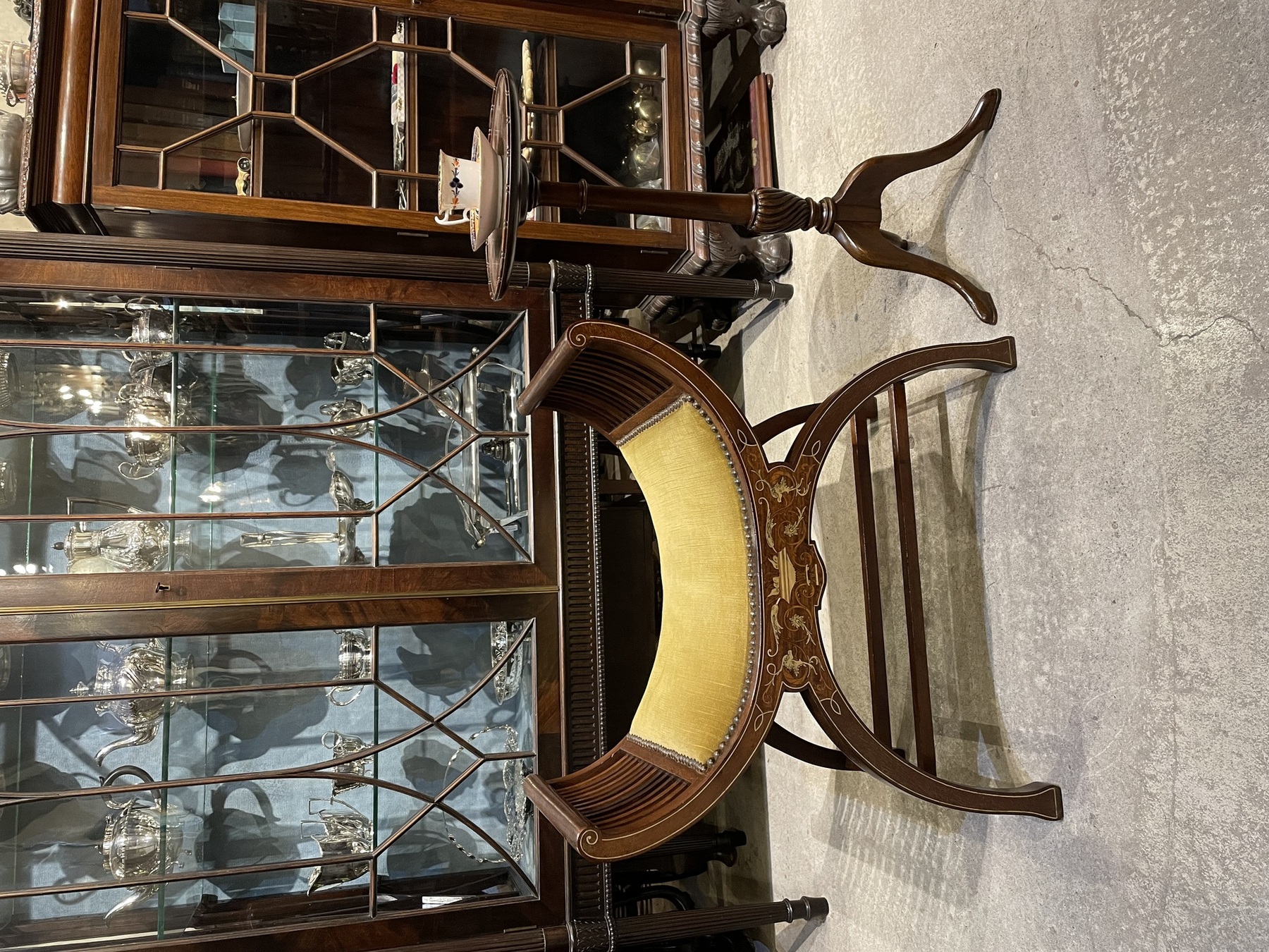 chair230506_01.JPG
