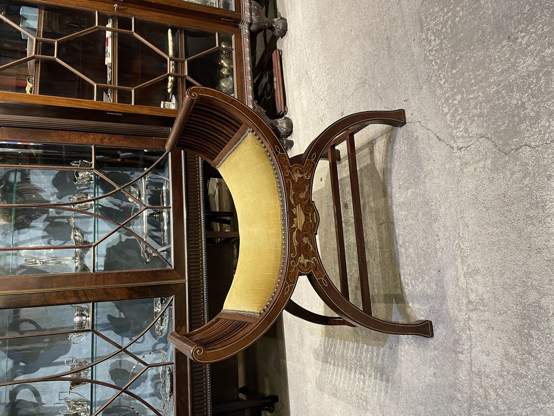 chair230506_02.JPG
