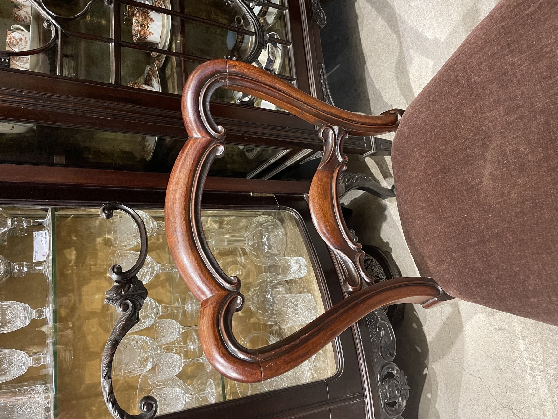 chair250524a_04.JPG