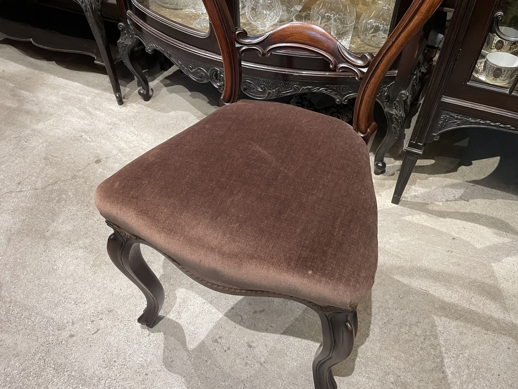 chair250524a_05.JPG