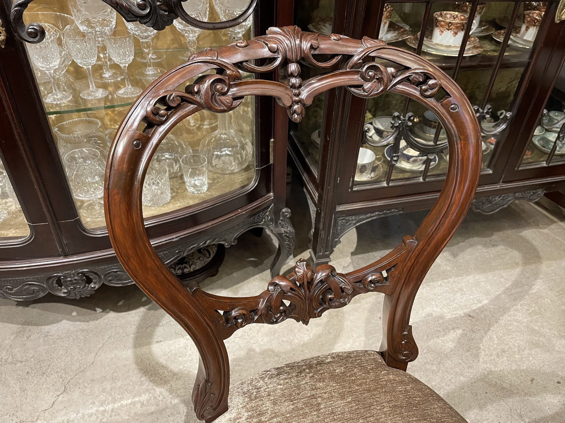 chair250727_04.JPG