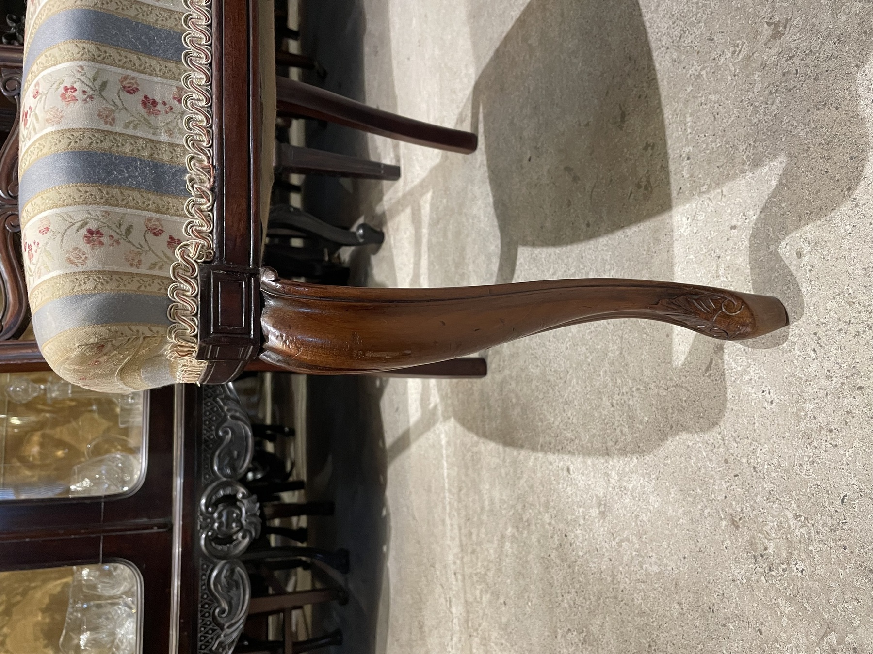 chair250926b_10.JPG