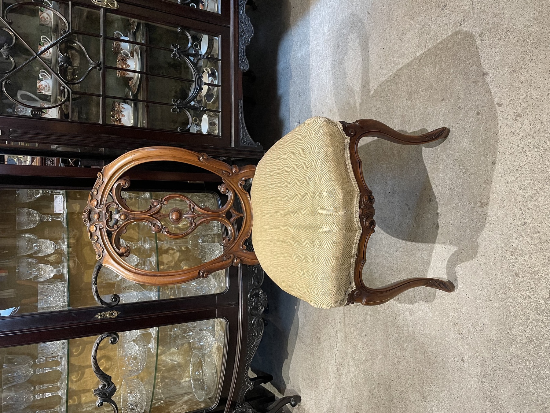 chair250926c_03.JPG