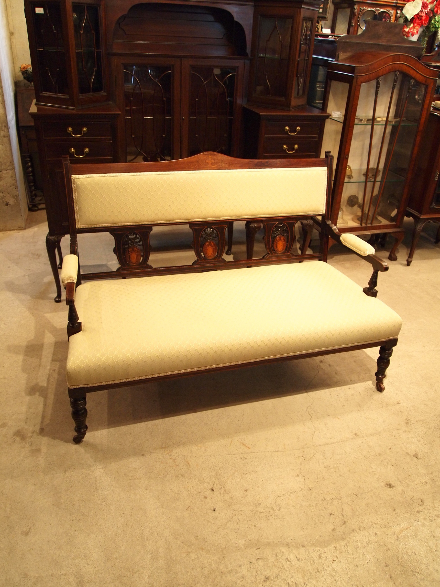 chair270322_01.JPG