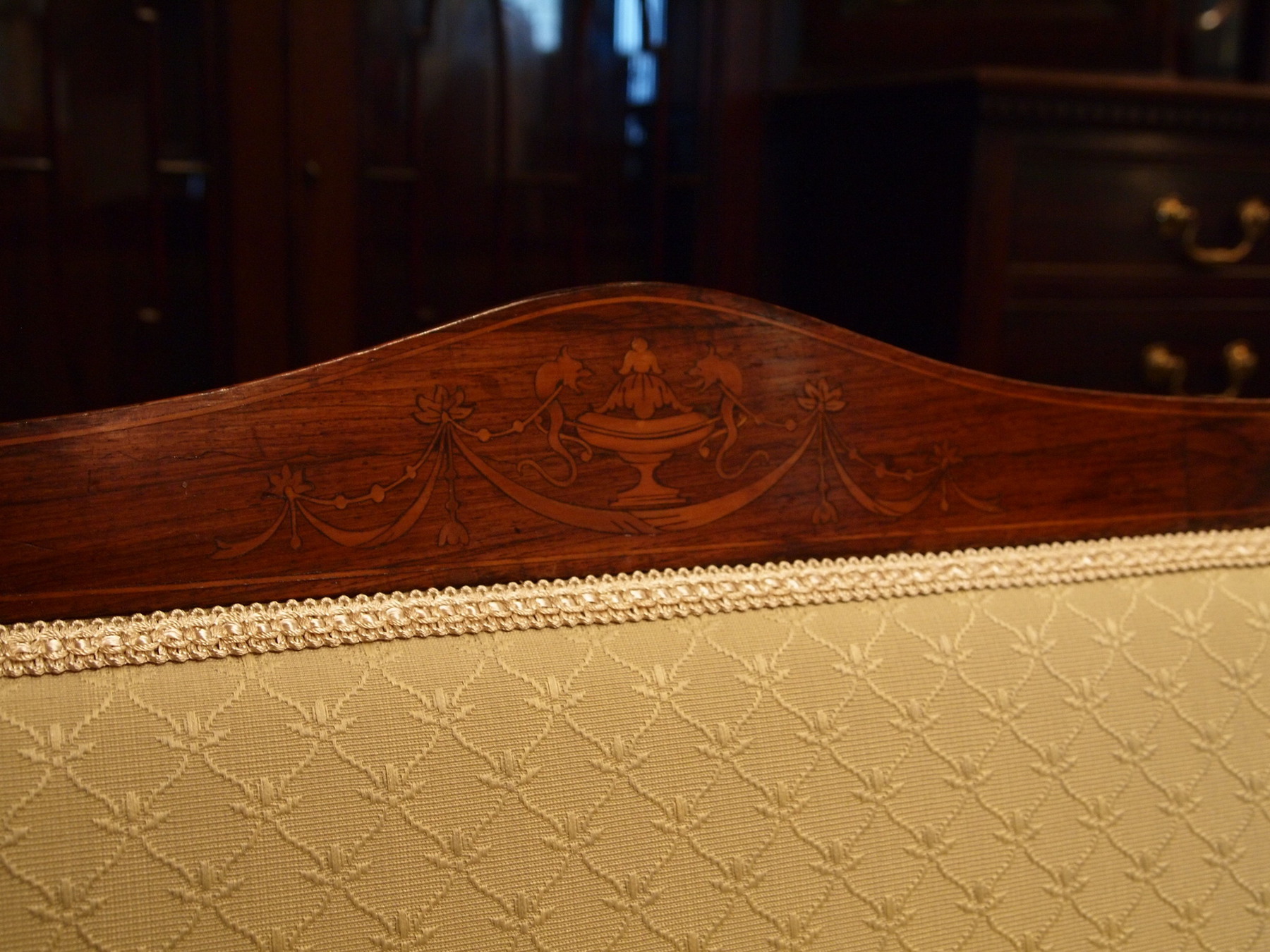 chair270322_02.JPG